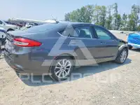 2017 Ford FUSION фото