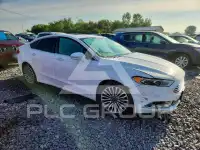2017 Ford FUSION фото