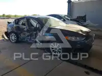 2017 Ford FUSION фото