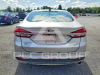 2017 Ford FUSION photo