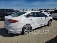 2017 Ford FUSION фото