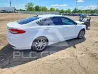 2017 Ford FUSION фото