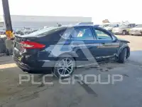 2017 Ford FUSION фото