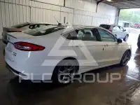 2017 Ford FUSION photo