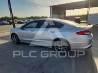 2017 Ford FUSION фото