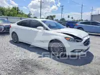 2017 Ford FUSION фото