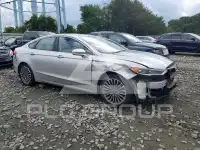 2017 Ford FUSION photo