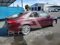 2017 Ford FUSION фото