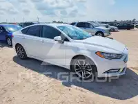 2017 Ford FUSION фото