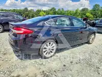 2017 Ford FUSION фото