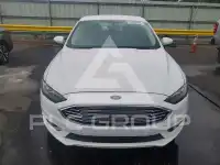 2017 Ford FUSION фото