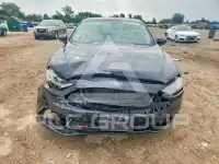 2017 Ford FUSION фото