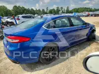 2017 Ford FUSION фото