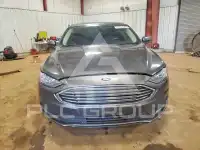 2017 Ford FUSION фото