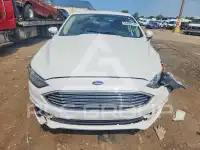 2017 Ford FUSION фото