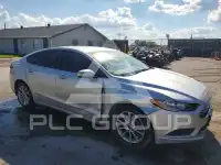 2017 Ford FUSION фото