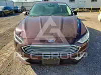 2017 Ford FUSION фото