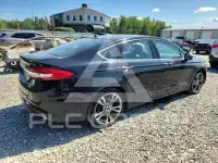 2017 Ford FUSION photo