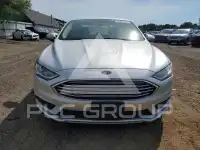 2017 Ford FUSION фото
