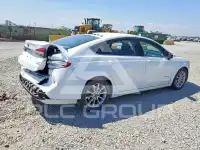 2017 Ford FUSION photo