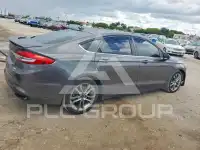 2017 Ford FUSION фото