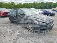 2017 Ford FUSION фото