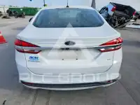 2017 Ford FUSION фото