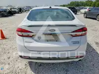 2017 Ford FUSION фото