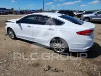 2017 Ford FUSION фото