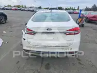 2017 Ford FUSION фото