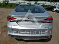 2017 Ford FUSION фото