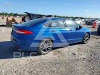 2017 Ford FUSION фото