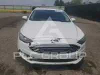 2017 Ford FUSION photo