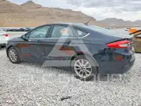 2017 Ford FUSION photo