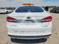 2017 Ford FUSION фото