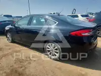 2017 Ford FUSION фото