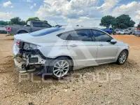 2017 Ford FUSION фото