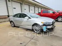 2017 Ford FUSION photo