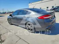 2017 Ford FUSION фото