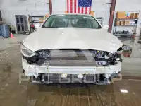 2017 Ford FUSION фото