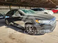 2017 Ford FUSION photo