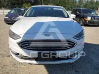 2017 Ford FUSION фото