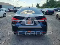 2017 Ford FUSION фото
