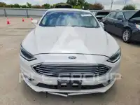 2017 Ford FUSION фото