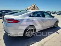 2017 Ford FUSION фото