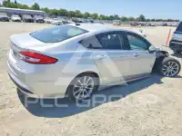 2017 Ford FUSION фото