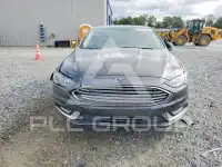 2017 Ford FUSION фото