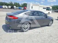 2017 Ford FUSION photo
