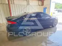 2017 Ford FUSION фото
