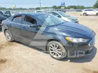 2017 Ford FUSION фото